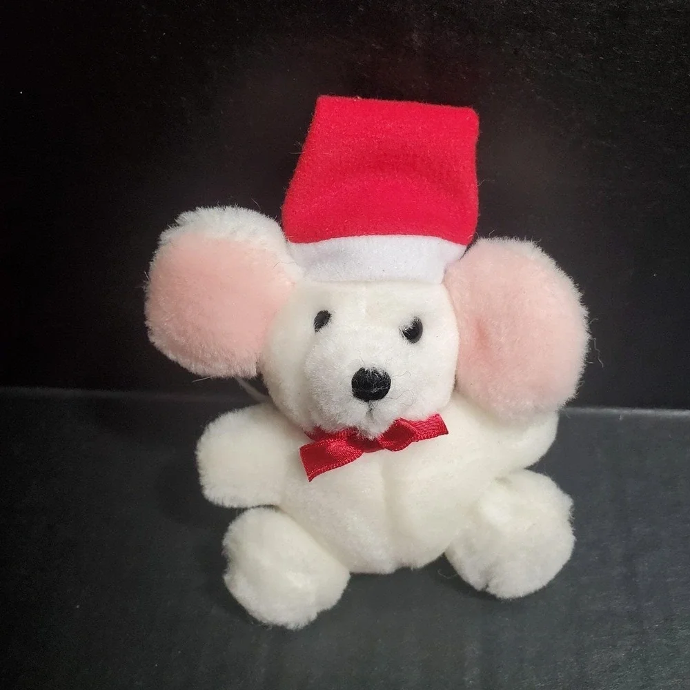 1986 Dakin Christmas Mouse Plush 4.5